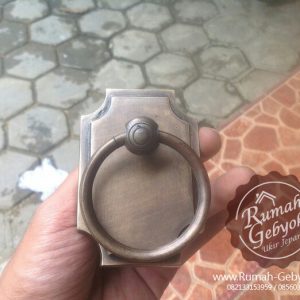 HandletarikanpintugebyokkuninganantikGBY097_5